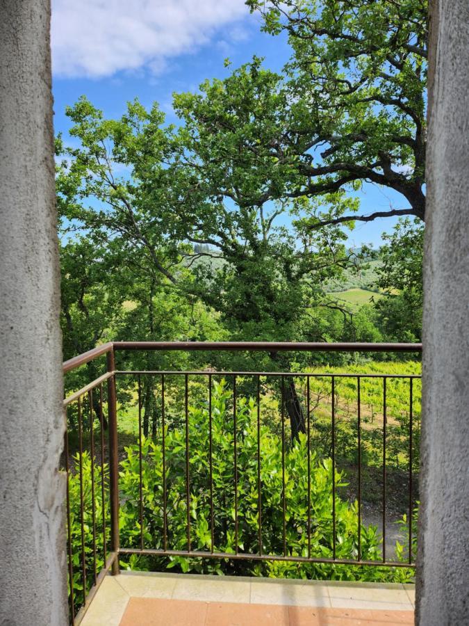 チェルタルド Il Giuggiolo - La Collina Della Quiete Bed & Breakfast エクステリア 写真